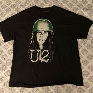 U2 Official Concert Tee Shirt- Men’s- fits like 2XL